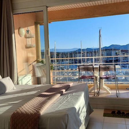 Boutique Apartment Hirondelle Port Fréjus Екстериор снимка