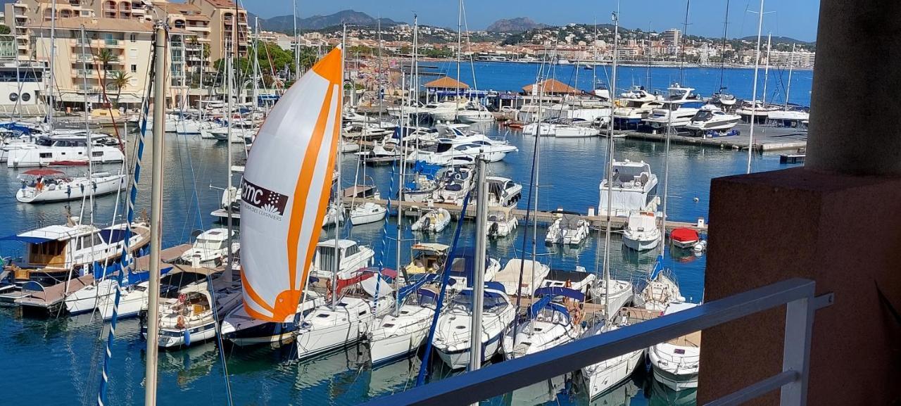 Boutique Apartment Hirondelle Port Fréjus Екстериор снимка