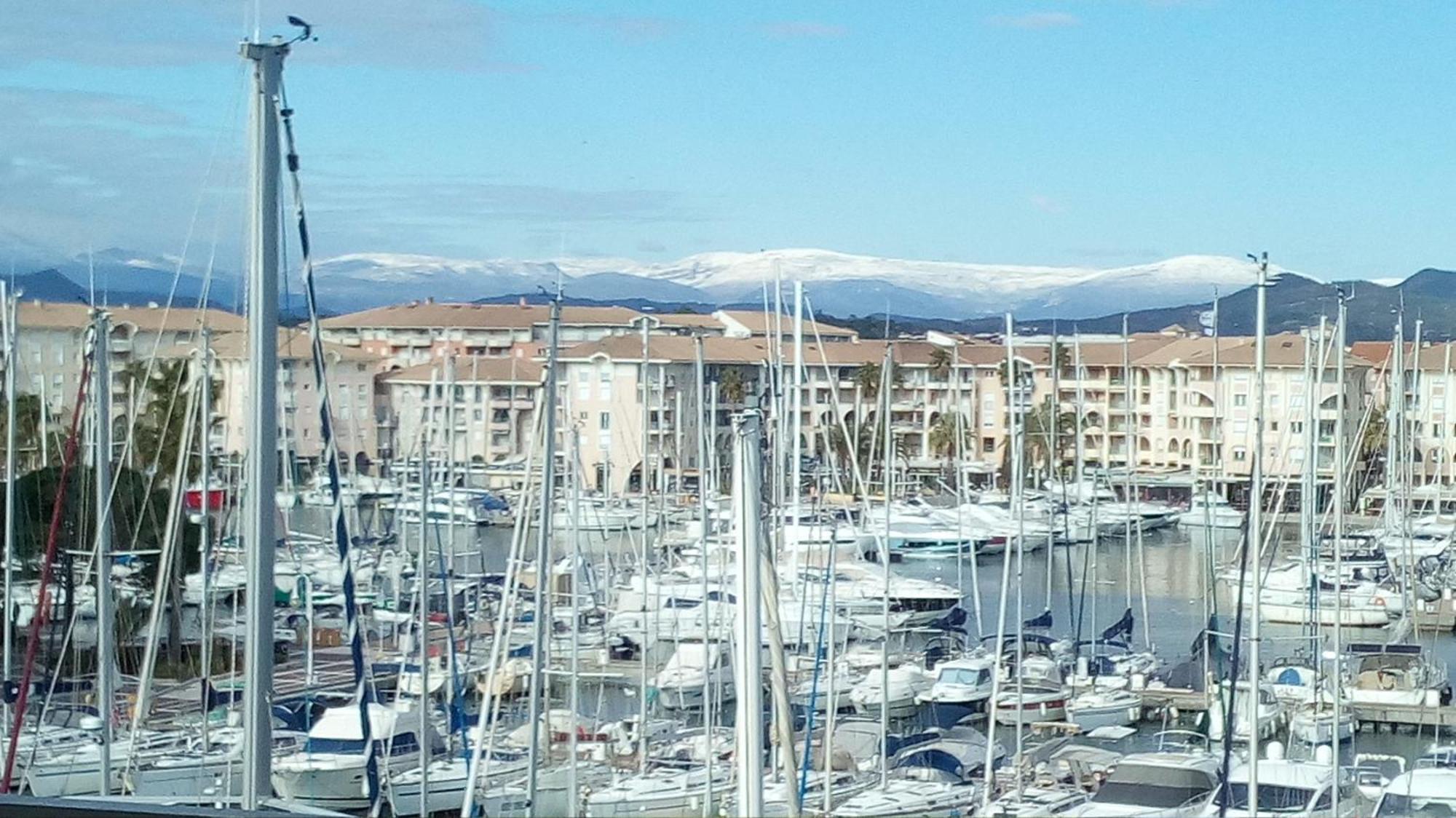 Boutique Apartment Hirondelle Port Fréjus Екстериор снимка