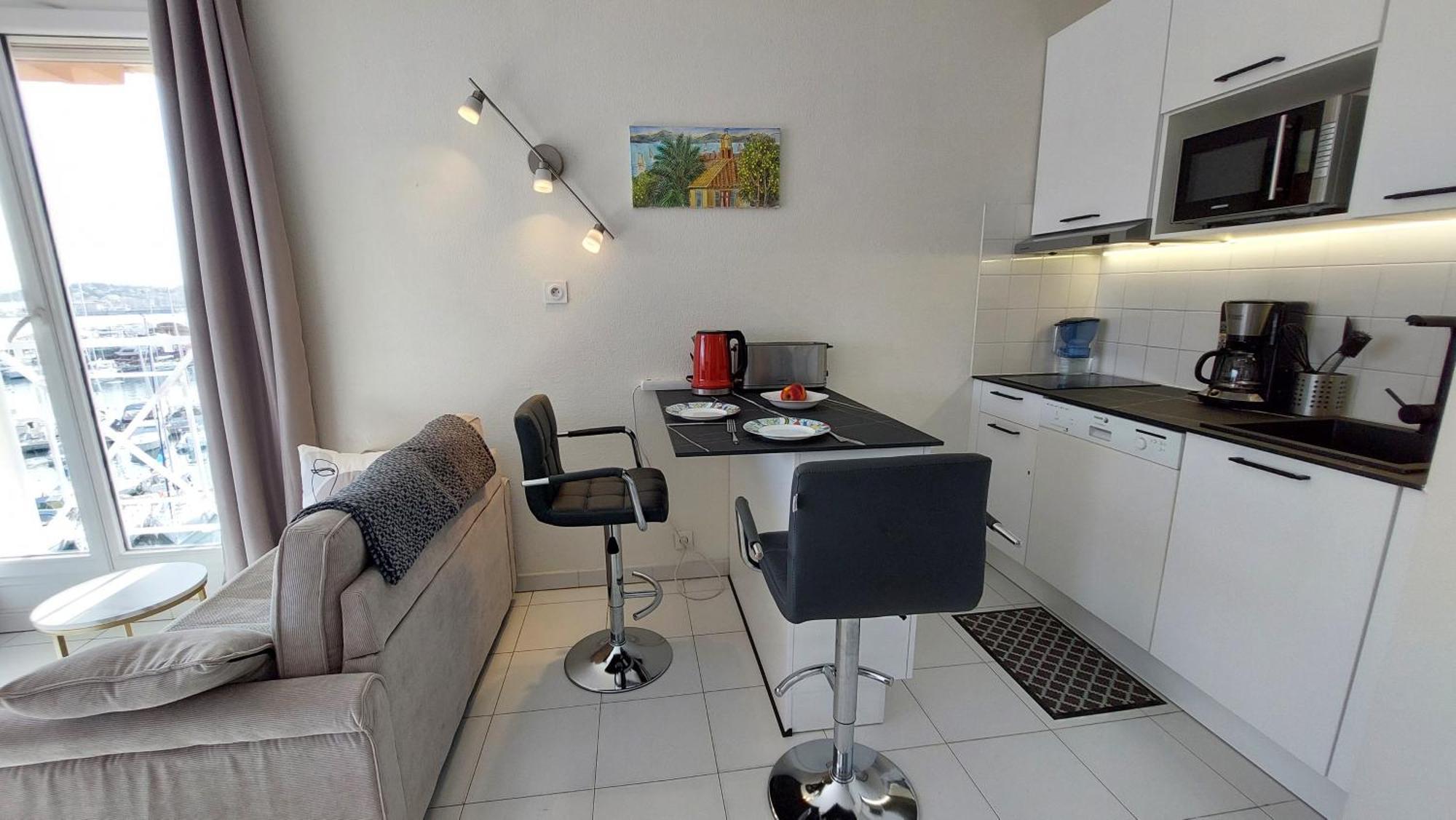 Boutique Apartment Hirondelle Port Fréjus Екстериор снимка
