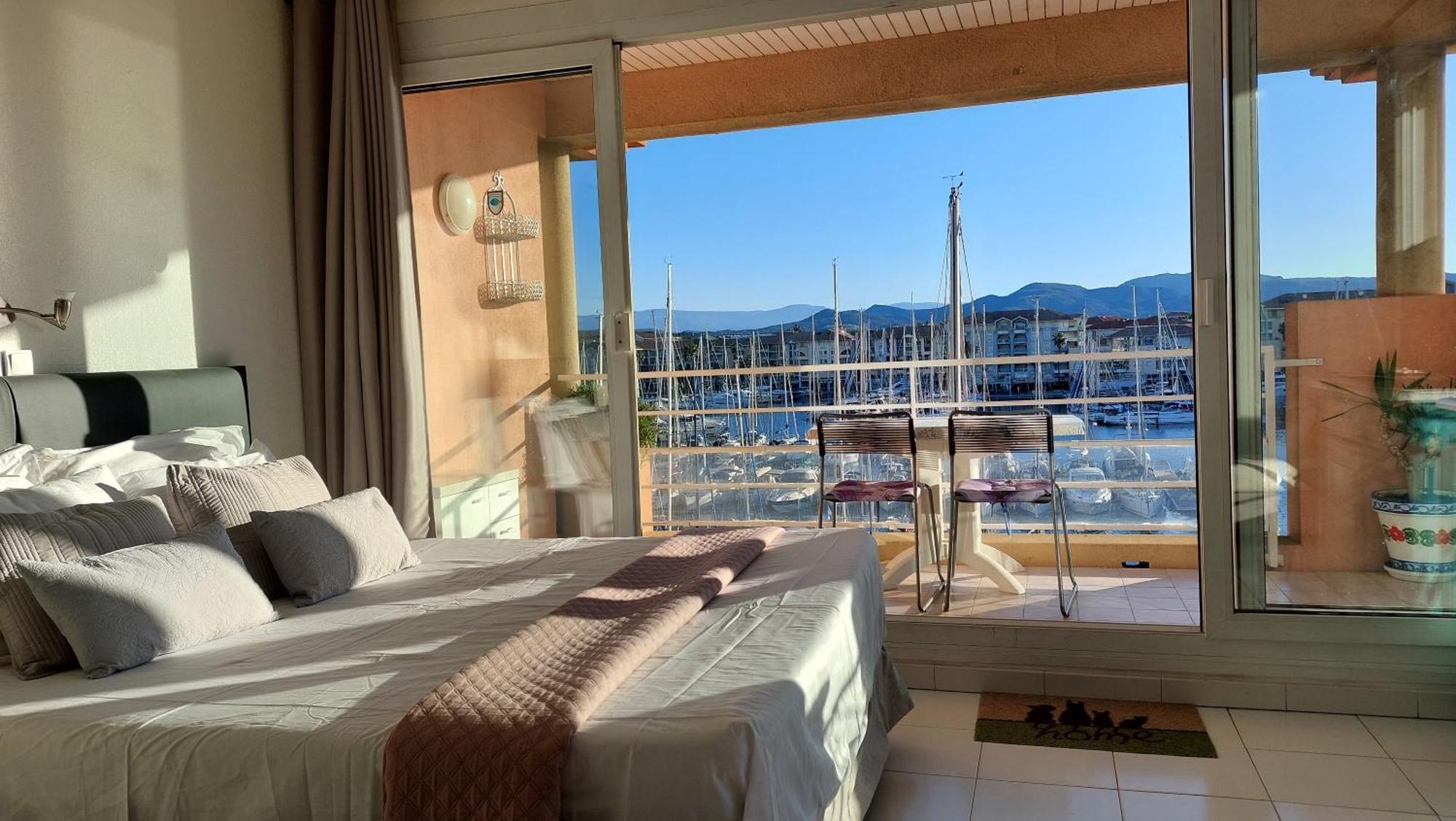 Boutique Apartment Hirondelle Port Fréjus Екстериор снимка