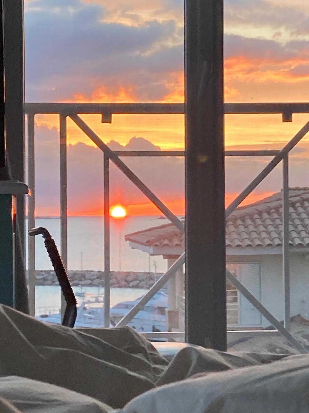 Boutique Apartment Hirondelle Port Fréjus Екстериор снимка
