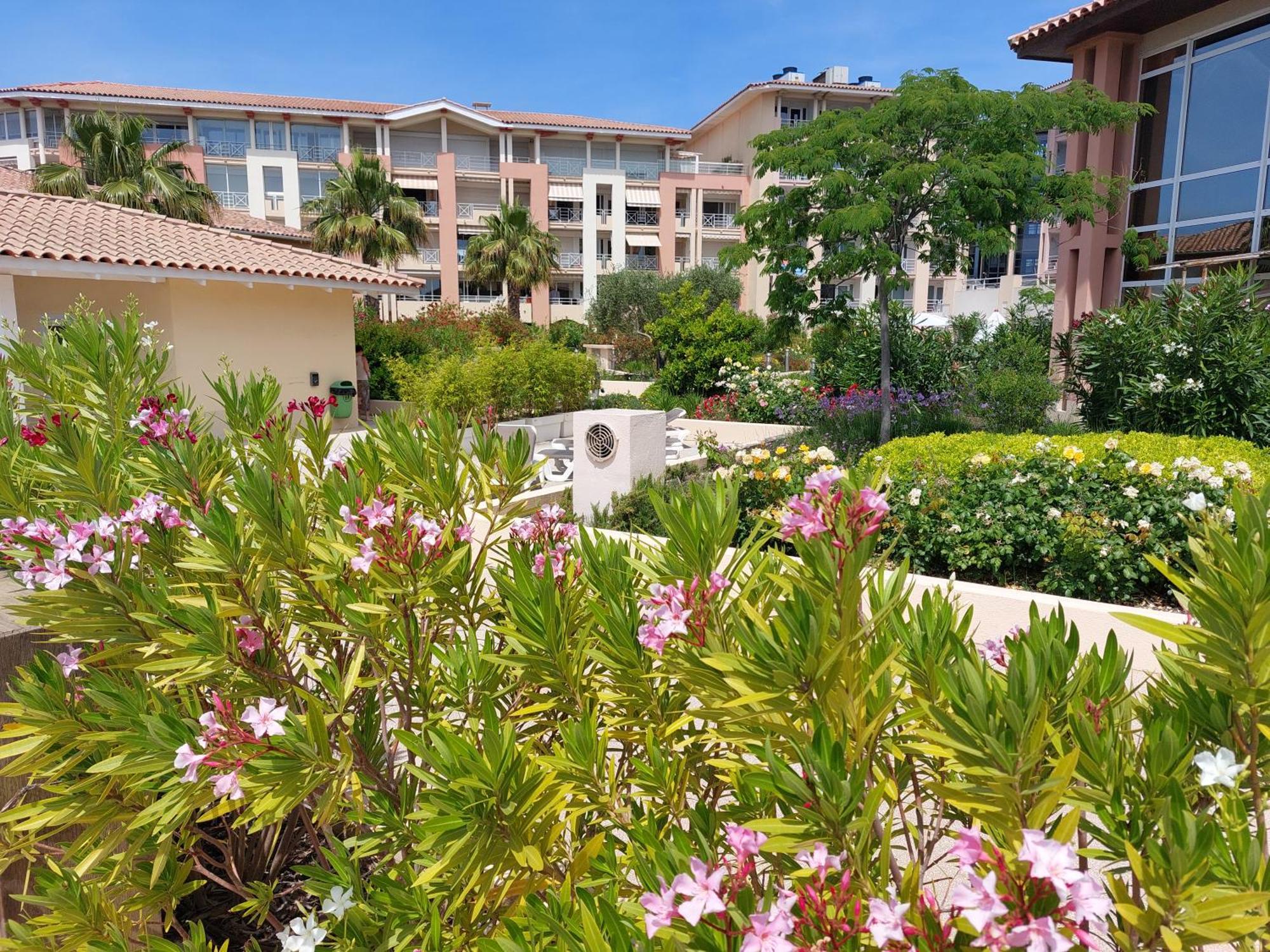Boutique Apartment Hirondelle Port Fréjus Екстериор снимка